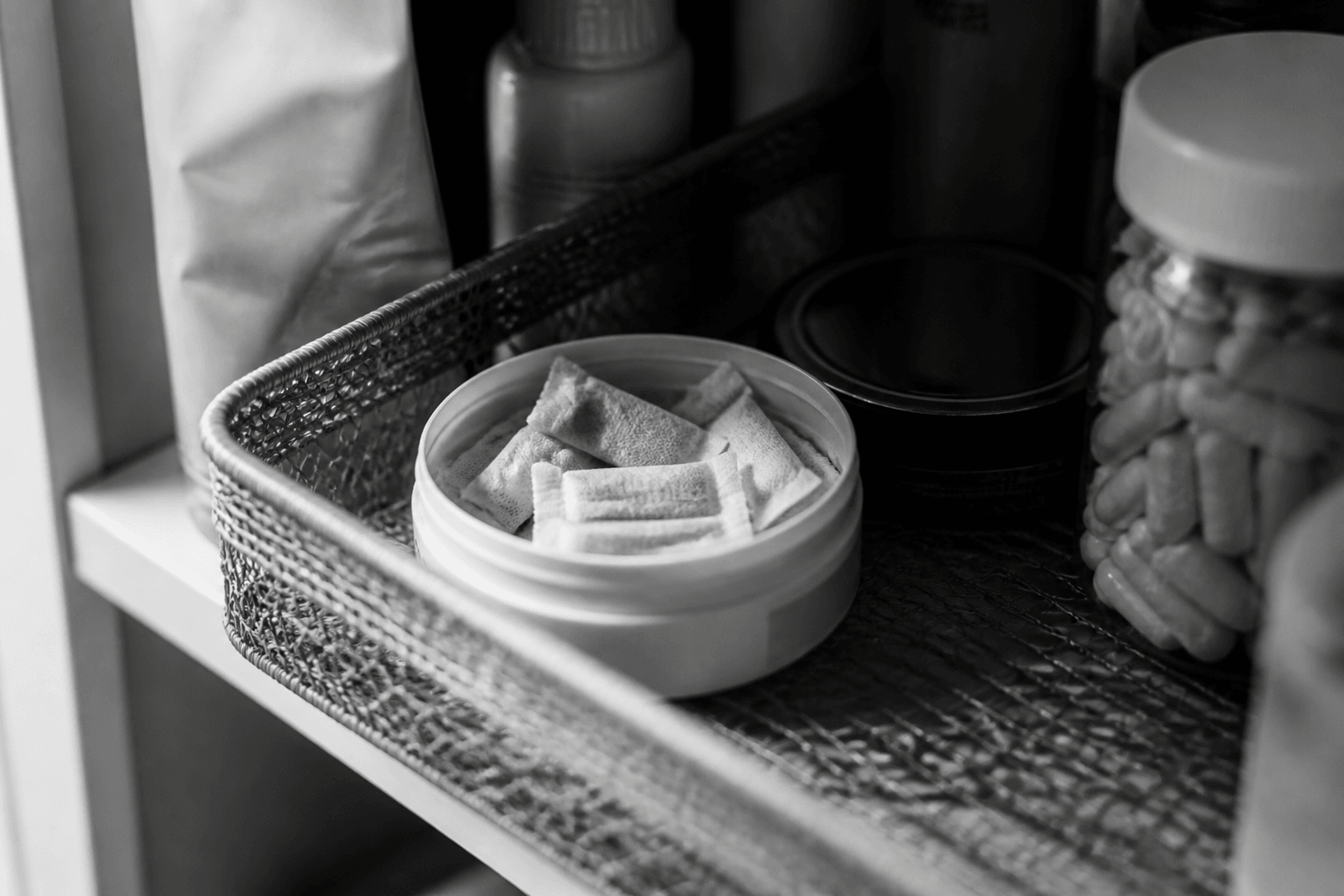 Do Nicotine Pouches Age Your Skin? Evidence So Far