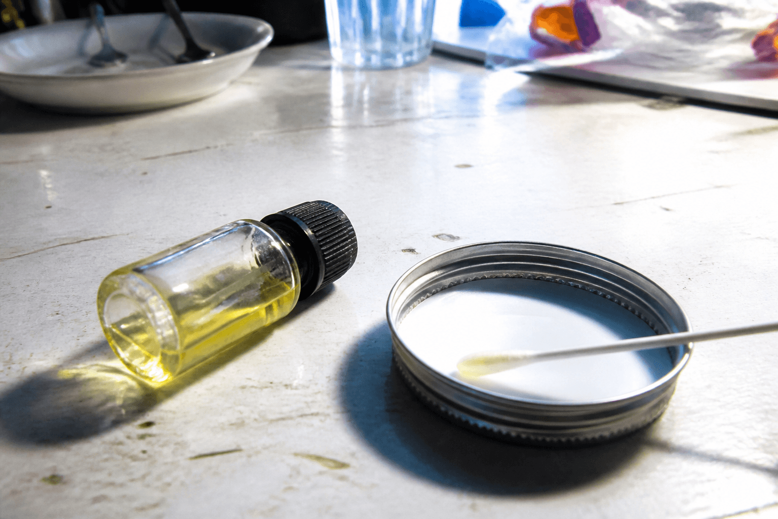 Does Castor Oil Cause Milia? What the Evidence Says