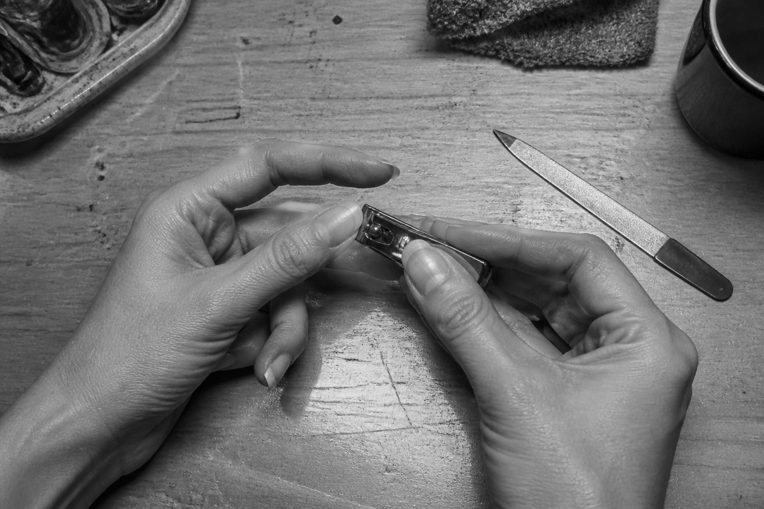 Nails Curve Down When They Get Long? What to Check