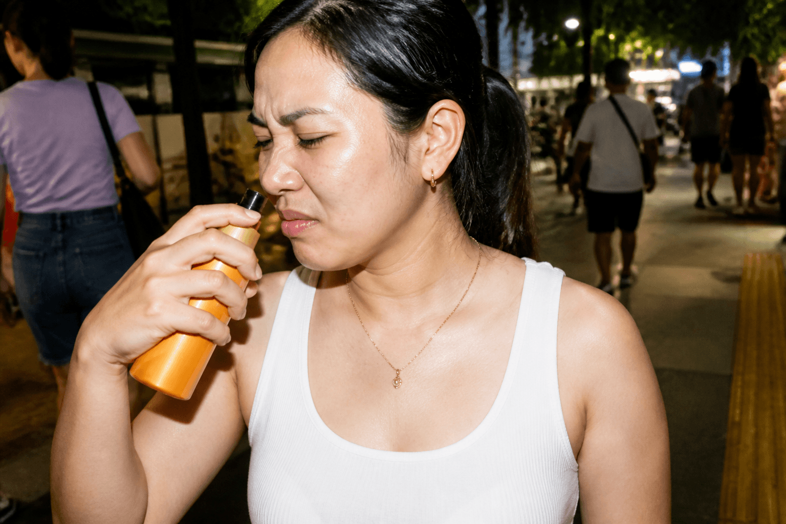 Why Does Self Tanner Smell Bad? Causes and Safe Fixes