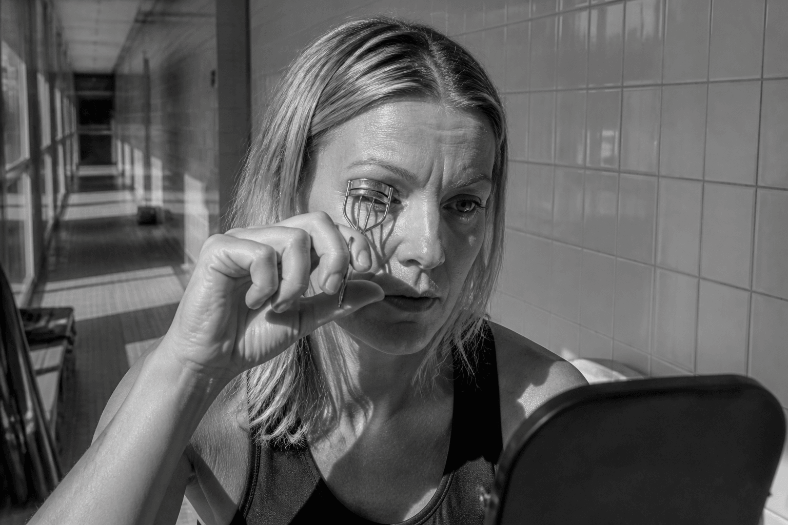 Eyelash Curler Pulled Out Lashes? What Happens Next