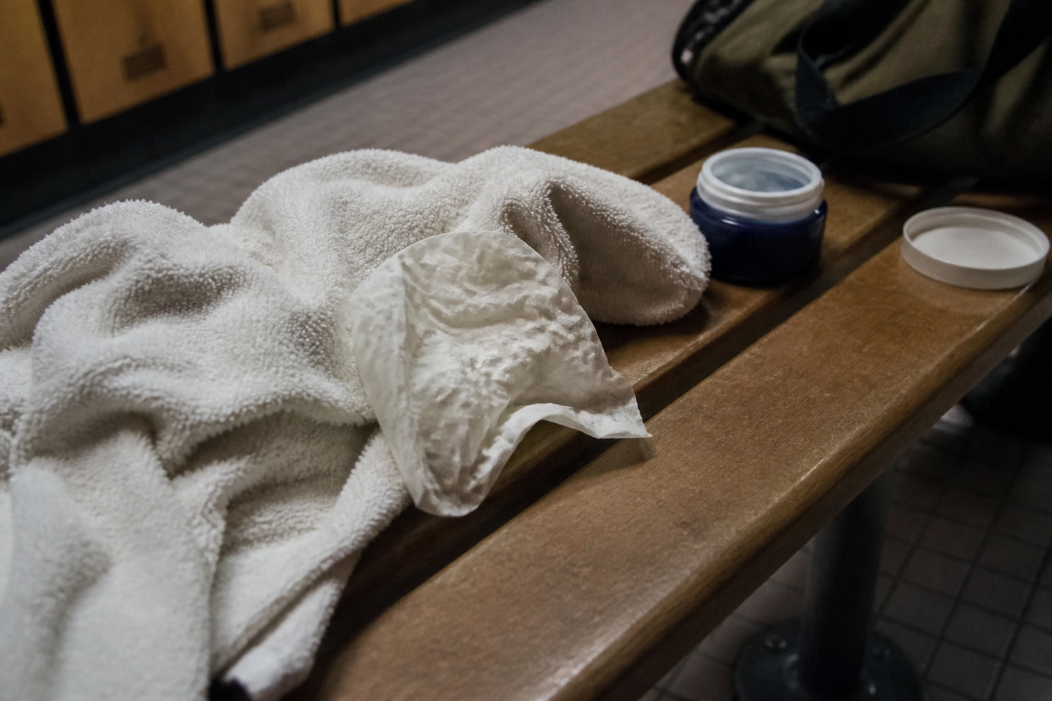 Peeling Skin Around the Nose After a Cold: What Helps