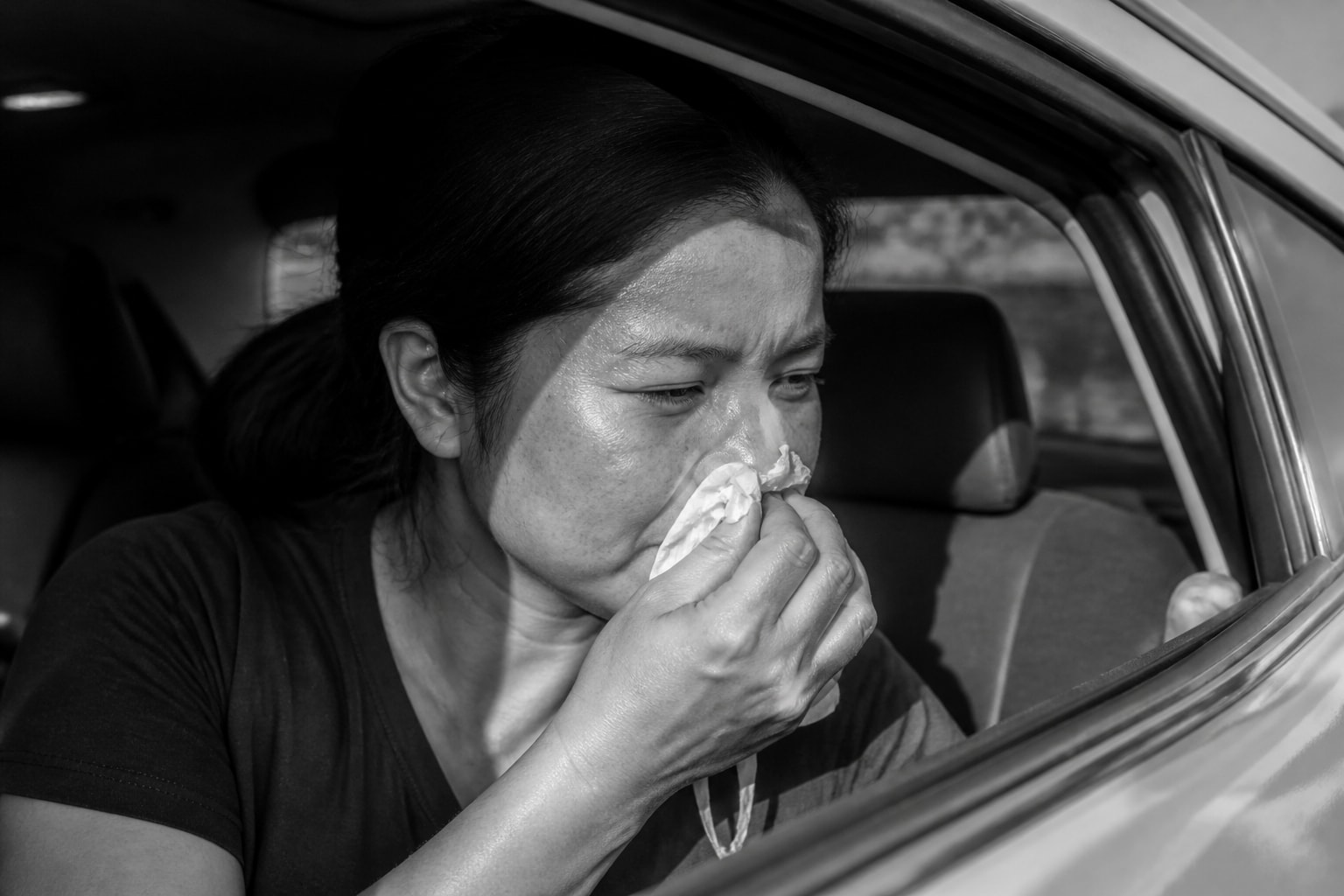 Peeling Skin Around the Nose After a Cold: What Helps