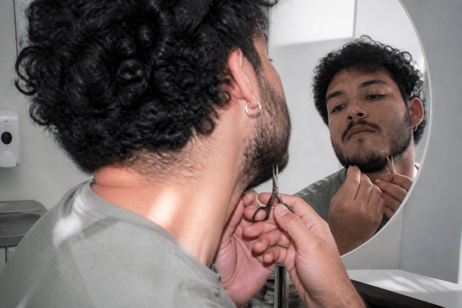 Why Does My Beard Have Split Ends? What Helps